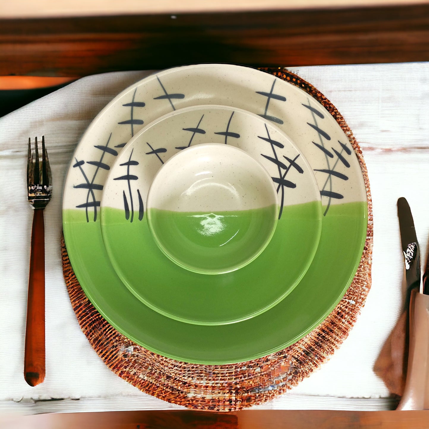 Green & White Dinnerware Set (12 Pcs)