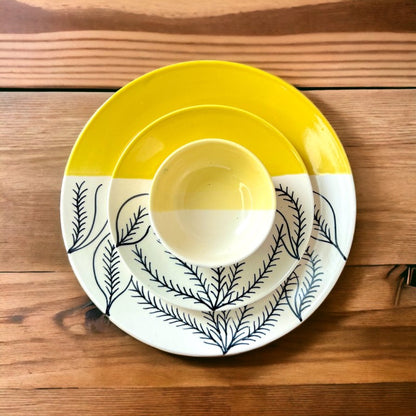 Yellow & White Dinnerware Set (12 Pcs)