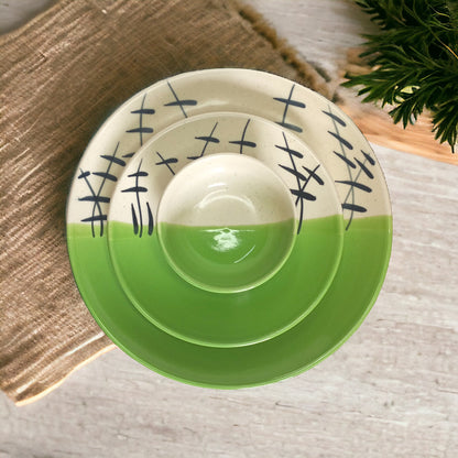 Green & White Dinnerware Set (12 Pcs)