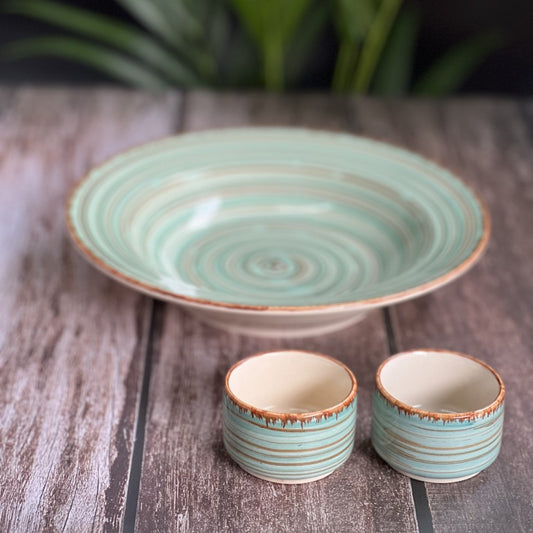 Hand Painted Ceramic Deep Starter Plate Serving Platter Tray with 2 Dip Bowls (Green, 21.5 cm Diameter)